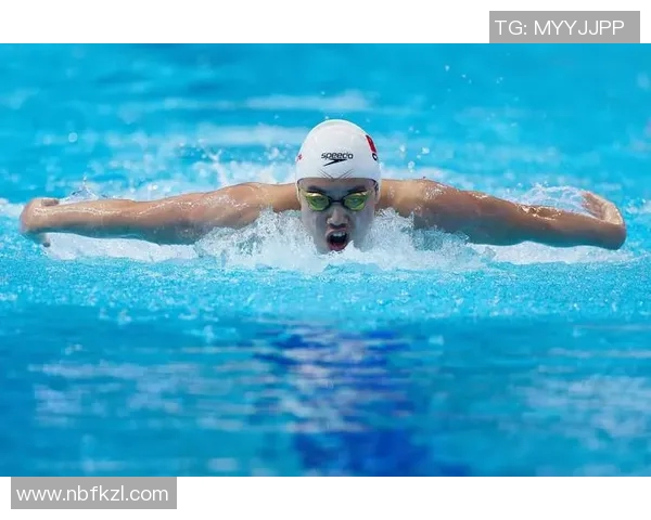 蝶泳常见错误解析与改正技巧提升游泳效率的全面指南 蝶泳常见错误解析与改正技巧提升游泳效率的全面指南
