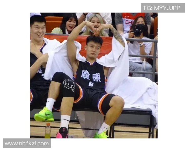 北京篮球队耐力表现创新高引发关注球迷期待新赛季精彩表现 北京篮球队耐力表现创新高引发关注球迷期待新赛季精彩表现