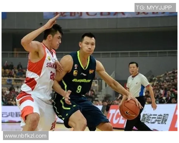 深圳网球队战术引发热议球迷与专家观点大相径庭